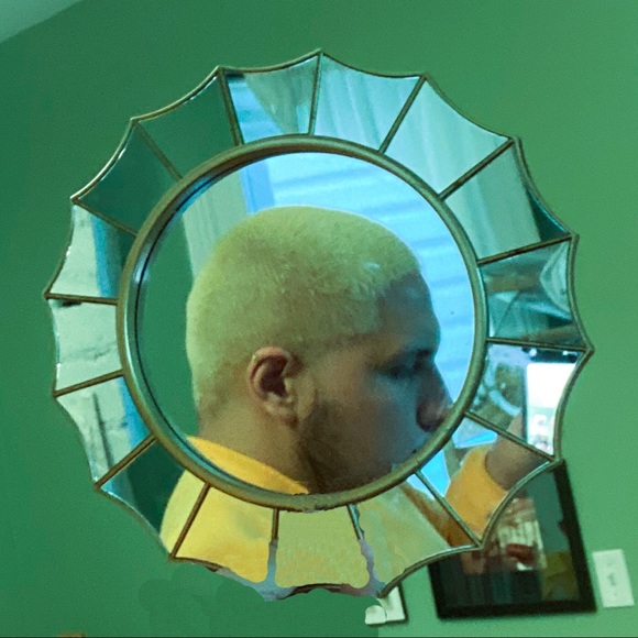 Meet your Posher, Daniel - Picture 1 of 1